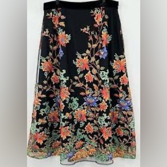 Soft Surroundings Dresses & Skirts - Soft Surroundings Fully embroidered A line Maxi skirt